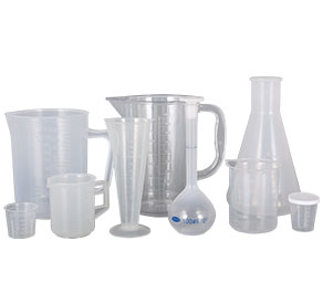 校园淫女塑料量杯量筒采用全新塑胶原料制作，适用于实验、厨房、烘焙、酒店、学校等不同行业的测量需要，塑料材质不易破损，经济实惠。
